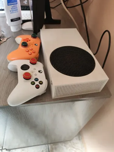 XBOX SERIES S (JOGUE GTA 6)