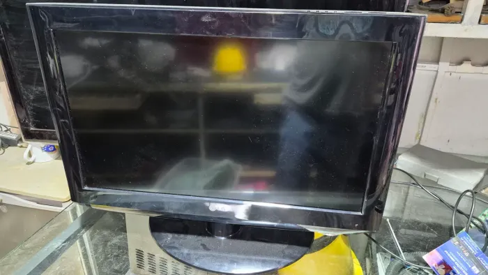 Tv lg 26" usada 300,00