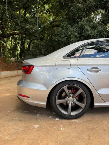 Audi A3 Sedan 1.4 TFSI Flex Tiptronic 4P 2017