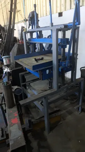Máquina de fazer bloco 