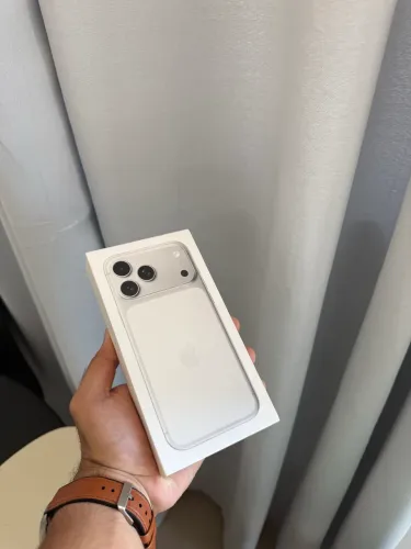 iPhone 17 Pro Max, 256gb, SILVER