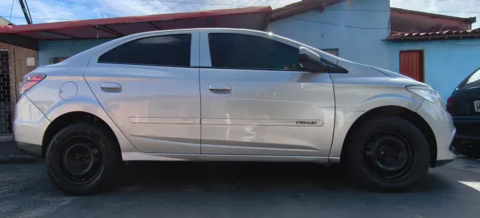Chevrolet Prisma Sed. LT 1.0 8V Flexpower 4P 2015