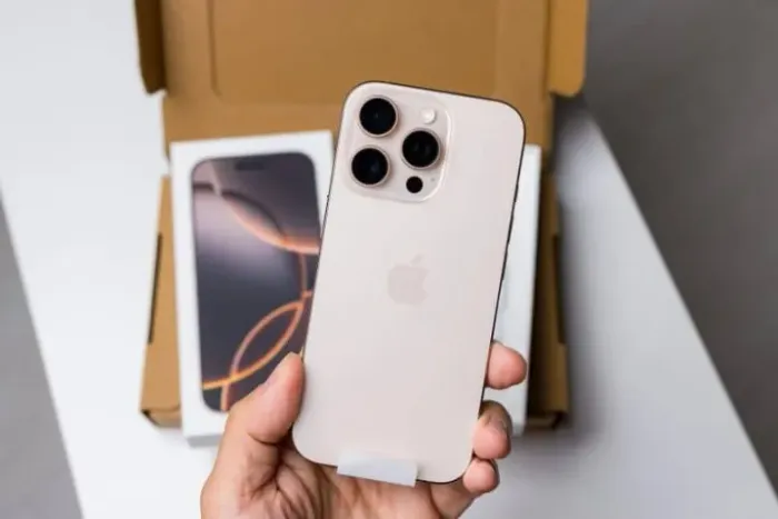 iPhone 16 pro 256GB branco
