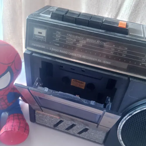 Rádio antigo Panasonic ( leia a descrição)