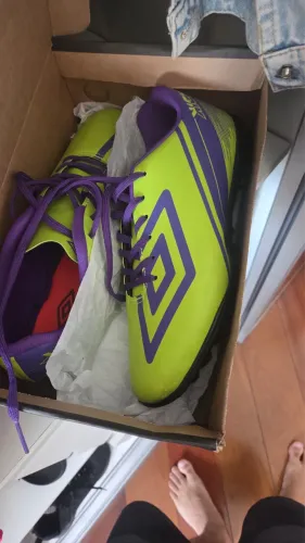 Chuteira Umbro original 