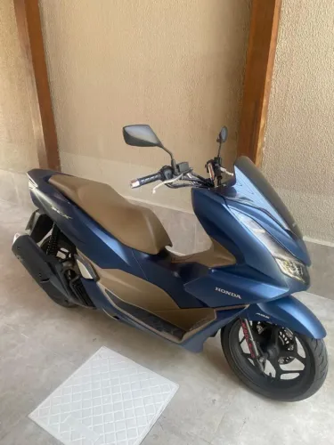 Moto Honda PCX 160 DLX ABS