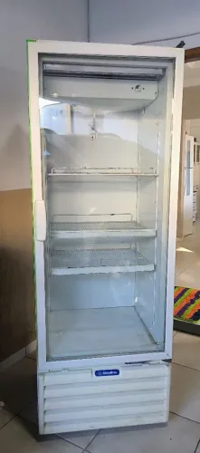 Freezer expositor de bebidas (Anápolis)