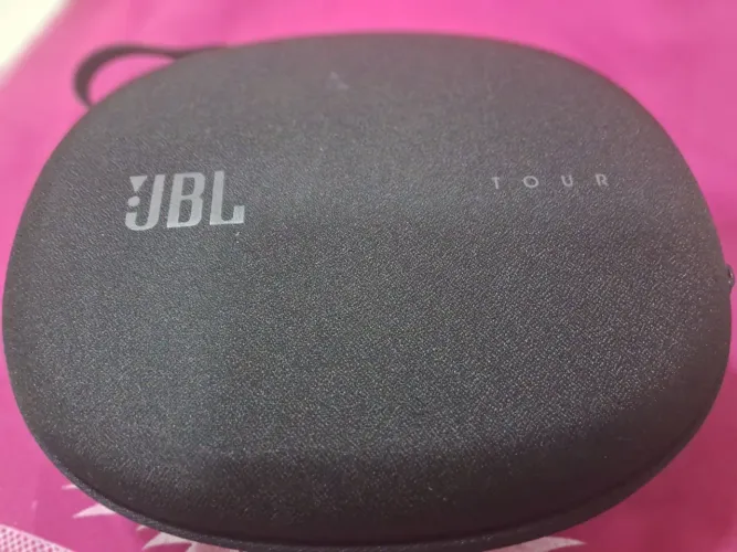 Headphone Bluetooth JBL tour one m3 original