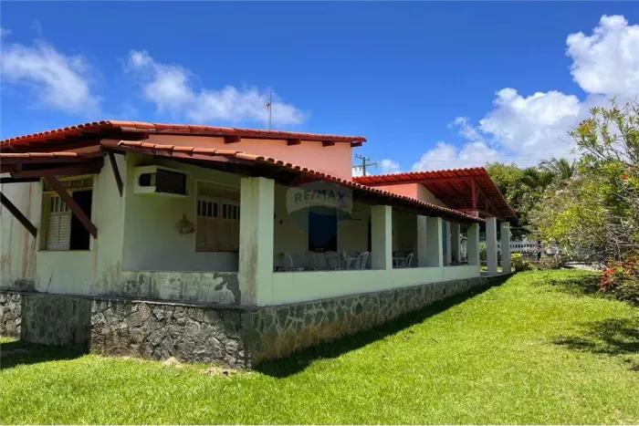 Casa em condomínio fechado em Jauá