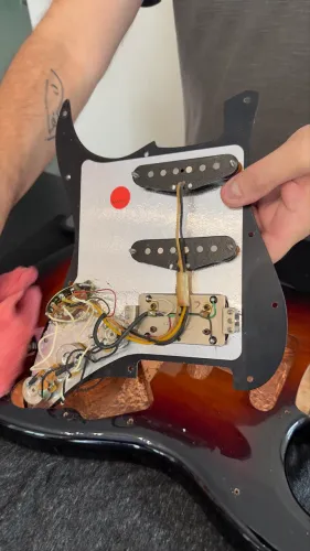 Escudo captação fender American 