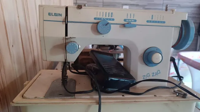 Máquina de costura