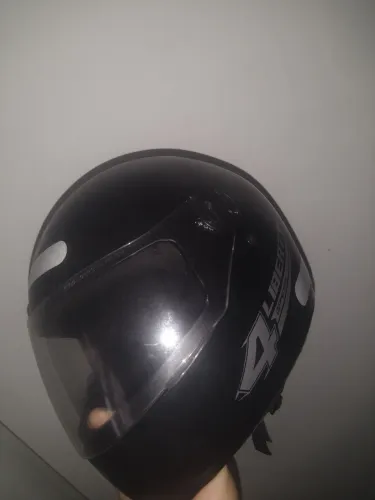 Capacete
