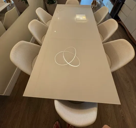 VENDO MESA DE JANTAR - 8 LUGARES