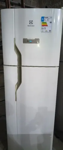 Geladeira Electrolux Frost Free 390L