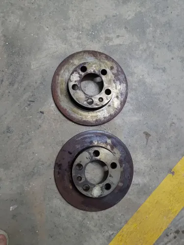Discos de freio traseiros VW Audi