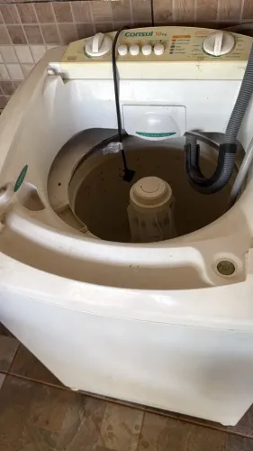 Maquina de lavar roupa