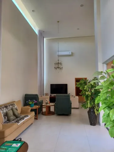 Casa para locação no Condomínio Damha VI
