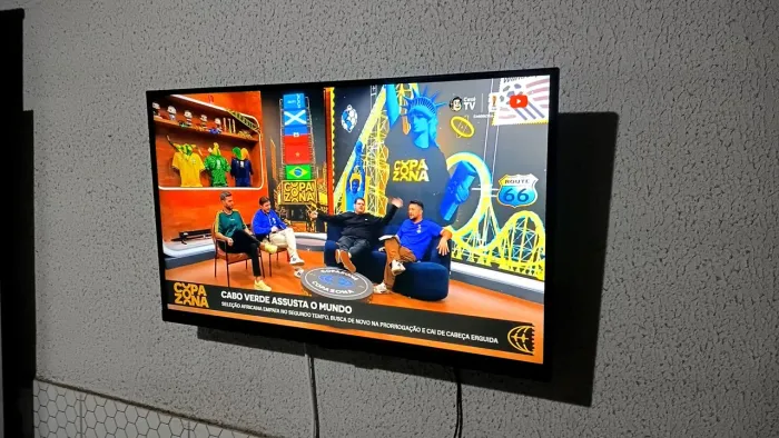 TV smart 32 LG tem Alexandre integrada