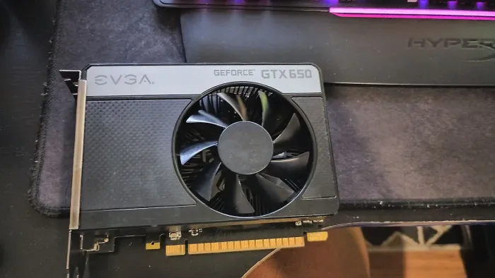 GTX 650 1GB (Leia)