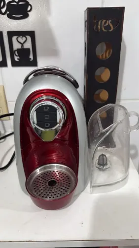 3 Corações - Máquina De Café Expresso Vermelho Modo S04 (usada) + porta cápsulas 