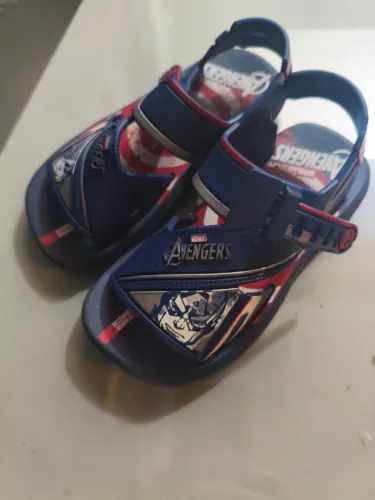 Sandália Papete Infantil Avengers Capitão América - Grendene usada