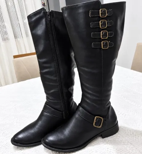 Bota de couro tamanho 38 ?