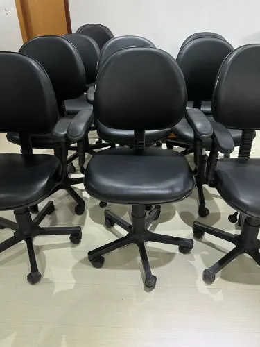 Lote de Cadeiras para escritório 