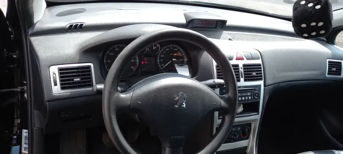Peugeot 307 Soleil/ Presence 1.6/1.6 Flex 16V 5P 2010