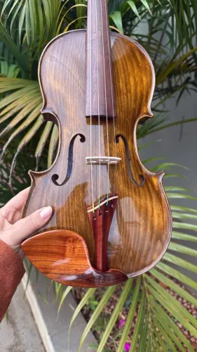 VIOLINO ROLIM ORQUETRA SÉRIE OURO (NOVO) ACOMPANHA ARCO, ESTOJO E BREU