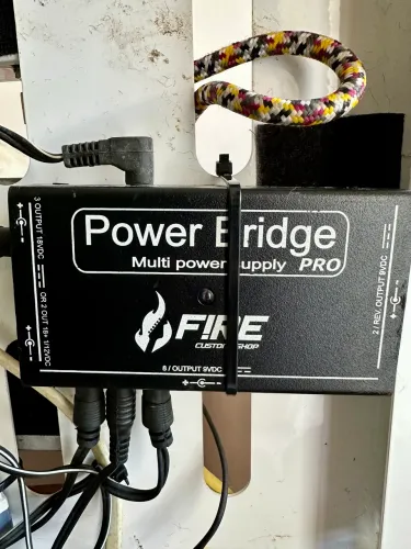 Fonte para pedais Fire Power Bridge