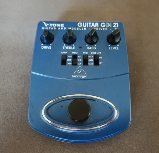 Pedal Simulador Behringer GDI 21