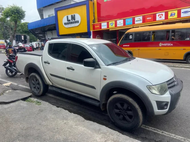 Mitsubishi L200 Triton Outdoor 2.4 Flex 16V CD Mec. 2018