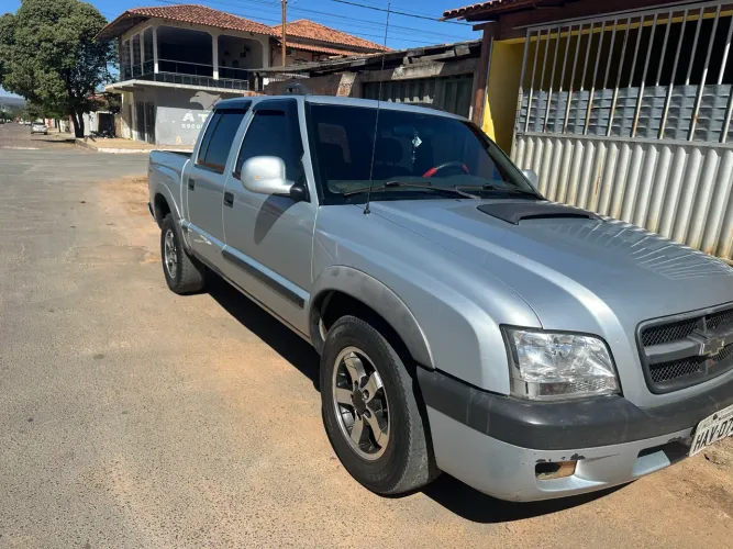 Chevrolet S10 P-up Tornado 2.8 TDI 4x2/4x4 CD Dies 2008