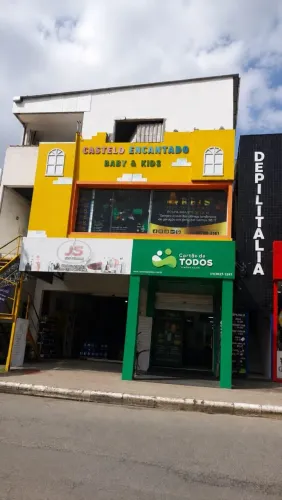 Alugo espaço para loja no Centro