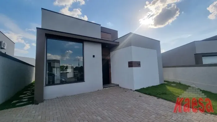Casa à venda em condomínio - Marmeleiro - Atibaia/SP