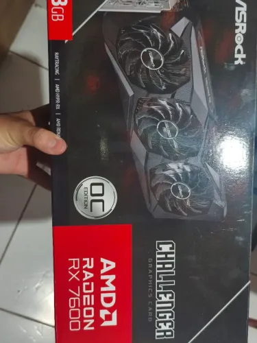 AsRock RX 7600 8GB Challenger Pro Triple Fan