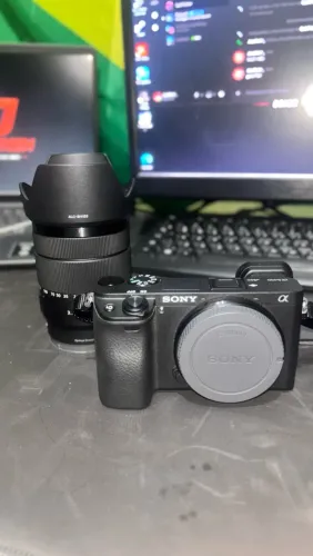 Sony a6400 + Kit Fotográfico Completo | Lente, SD 128GB e Acessórios