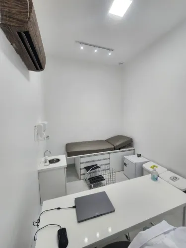 Consultório Médico no Centro de Curitiba | Pronto para Uso