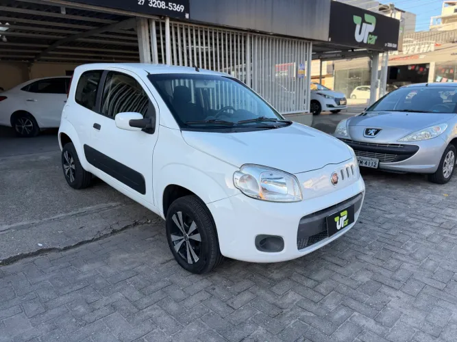 Fiat Uno Vivace Celeb. 1.0 EVO F. Flex 8V 3P 2016