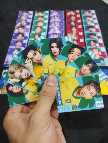 Figurinhas Adesivas - BTS - Army Arirang Jungkook Jimin Suga Namjoon Kpop - NerdDog Store