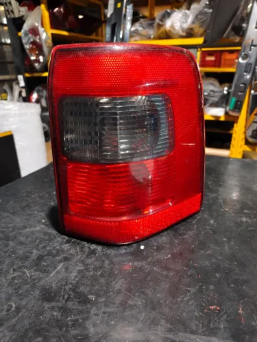 Lanterna direita original Ecosport 2004 2005 2006 2007