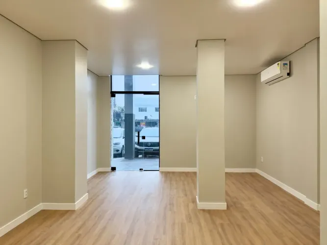 Sala comercial nova de 35m² para locação - Cidade Alta, Araranguá