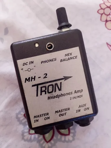 Amplificador de fone/ retorno palco.