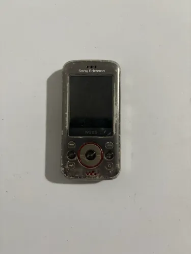 Sony Ericson W395 Retirada de Peças