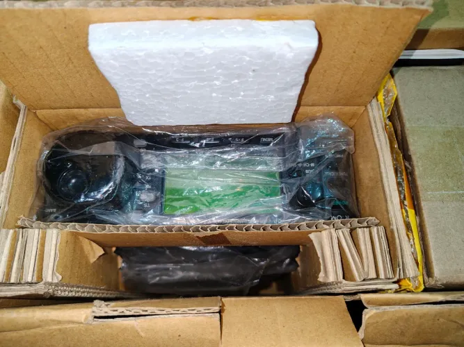"VENDO RÁDIO HF ICON 706MKIIG COM DSP"