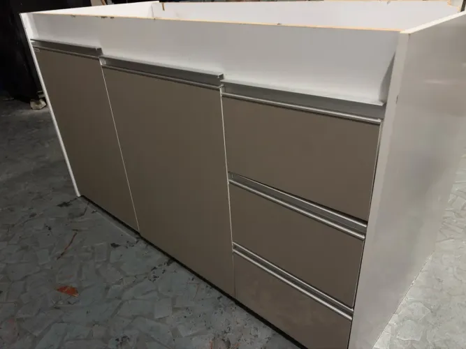 Gabinete Cozinha