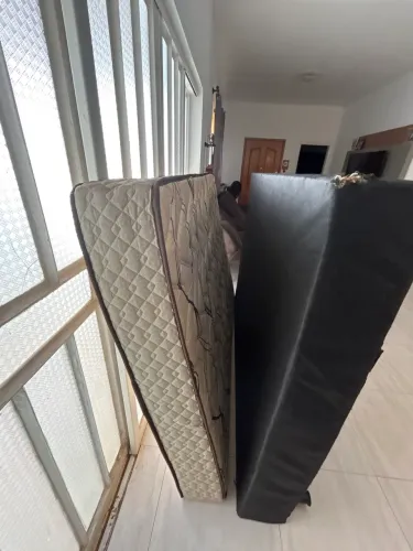 Cama box com colchão