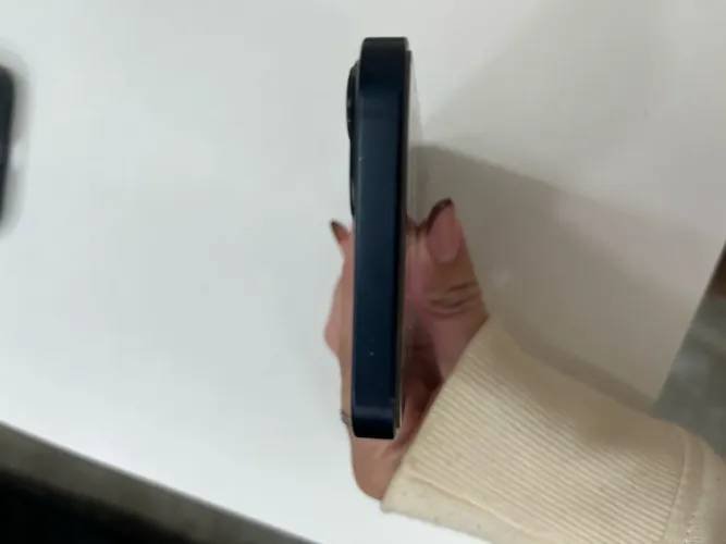 iPhone 13 único dono