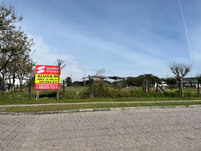 ÁREA para alugar com 12300m² por R$ 72.000,00 no bairro Emiliano Perneta - PINHAIS / PR