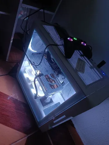 PC GAMER COMPLETO RYZEN 5 5600, COM PLACA DE VIDEO RX 9060 XT